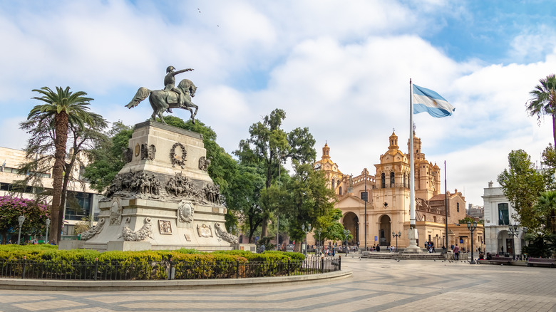 San Martin Square and Córdoba Cathedral