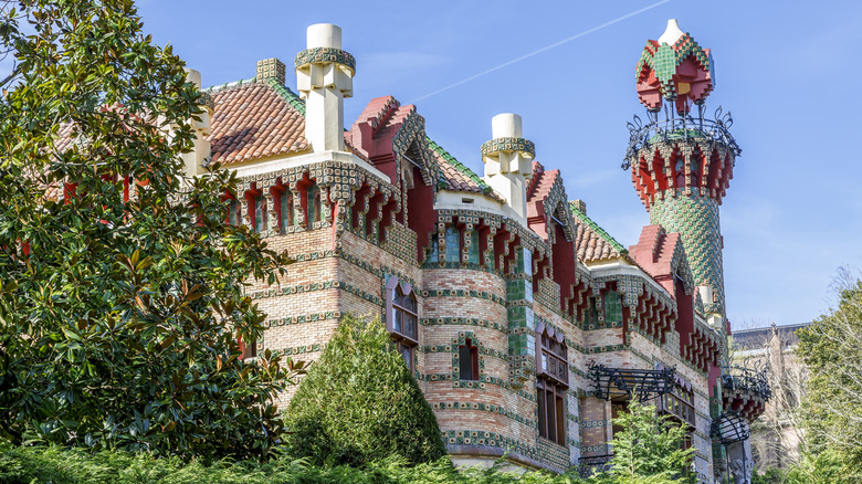 El Capricho in Comillas