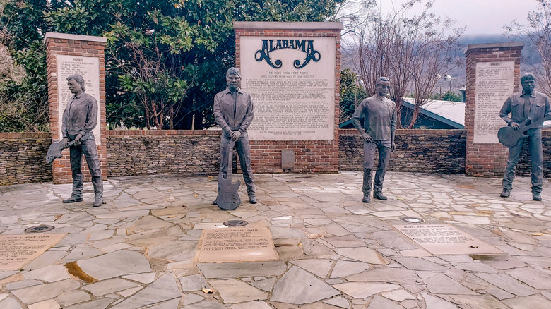 Statues of the band Alabama at the Alabama Fan Club and Museum