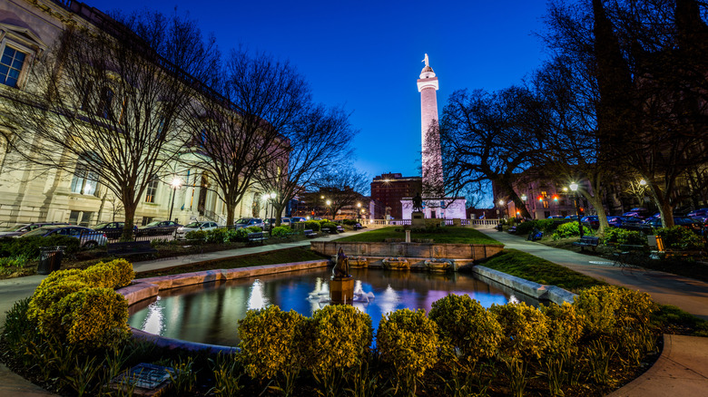 Mount Vernon Place, Gerorge Washington Monument