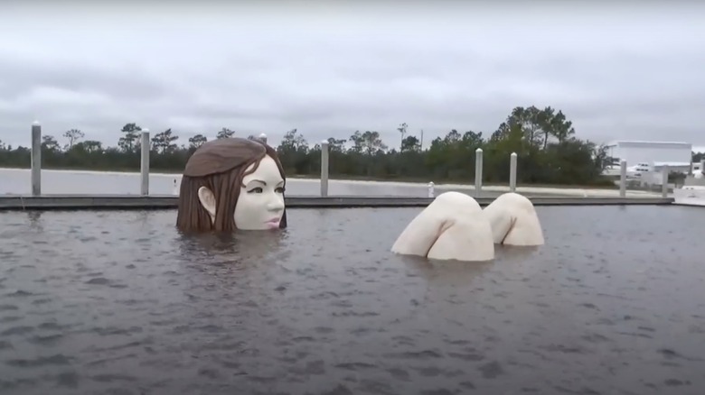 The Lady in the Lake sculpture by Mark Cline in Elberta, Alabama