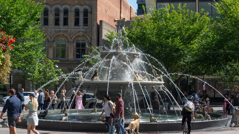 Berczy Park fountain in Toronto