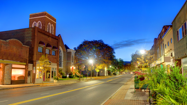 Downtown Bennington, Vermont in the evening