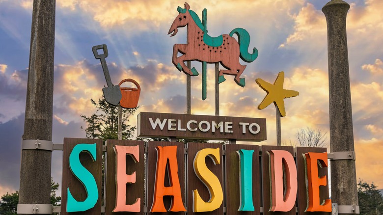 Seaside, Oregon welcome sign