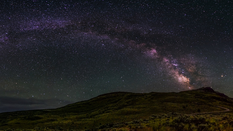 Milky Way over Mount Hart in Oregon