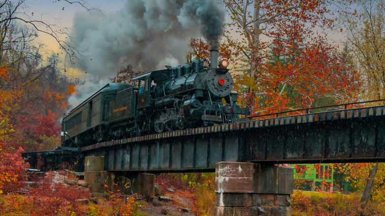 Everett Railroad train on a bridge