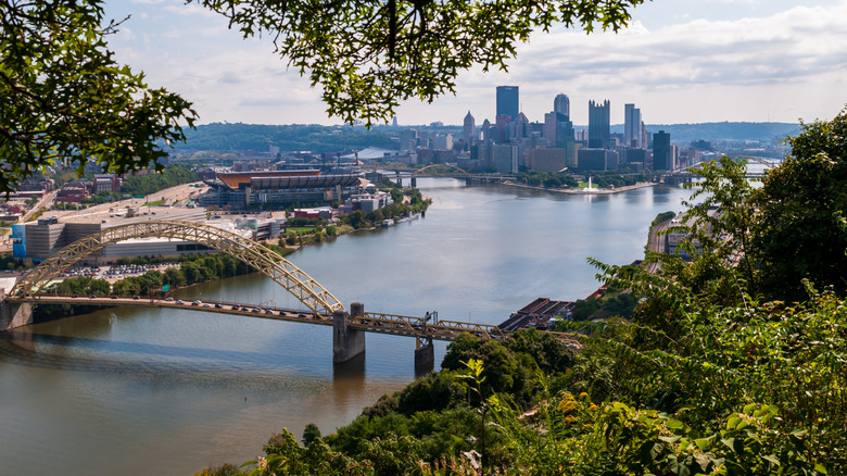 View of Pittsburgh from the West End Overlook