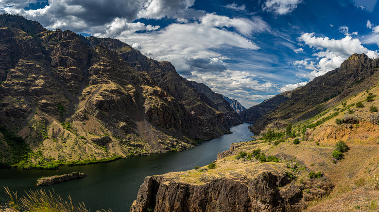 The Snake River through Hells Canyon