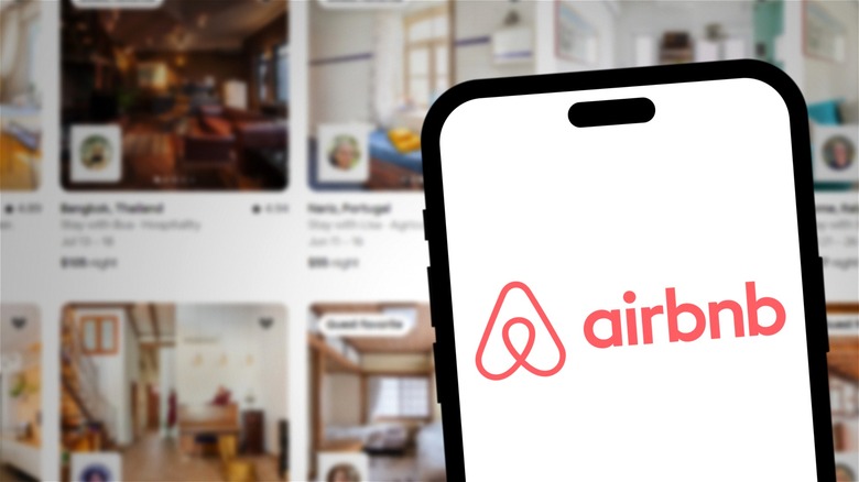 airbnb smartphone desktop search