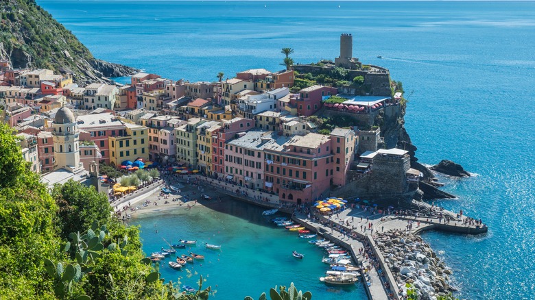 vernazza coastal village 