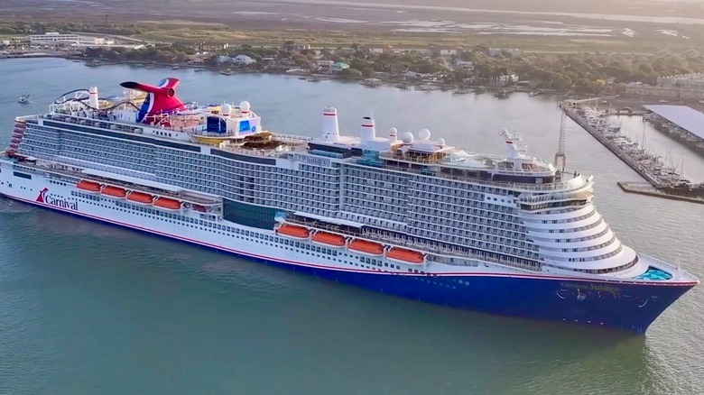 Carnival Jubilee cruise ship