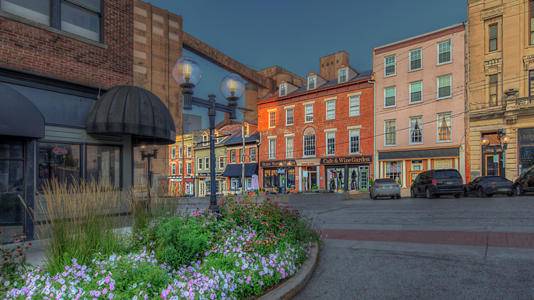 Charming downtown of Alton, Illinois