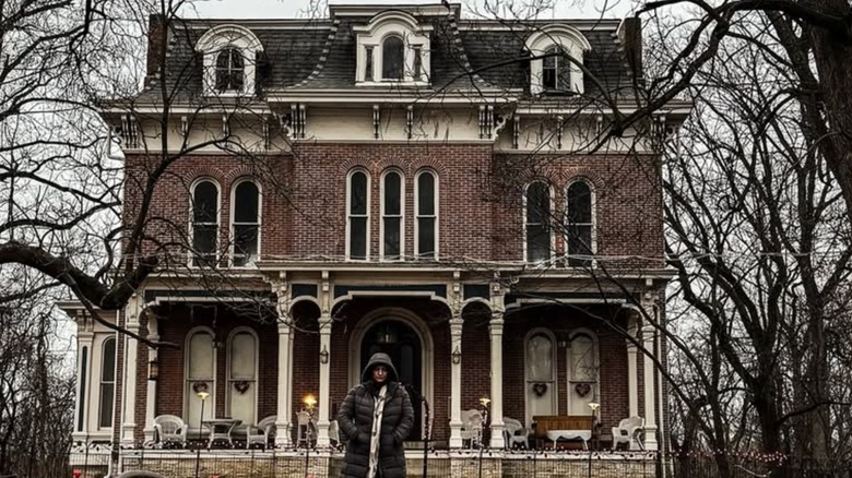 Exterior of McPike Mansion in Alton, Illinois