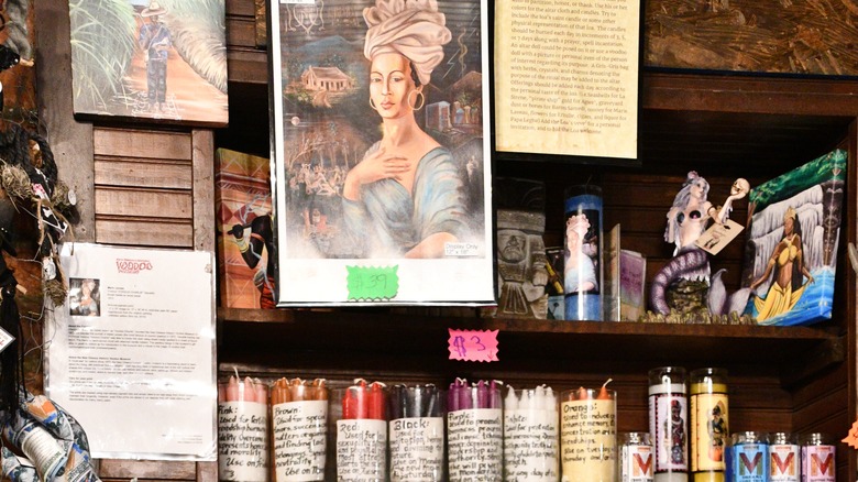 Items displayed inside the New Orleans Historic Voodoo Museum