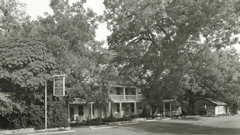 Stagecoach Inn old photo