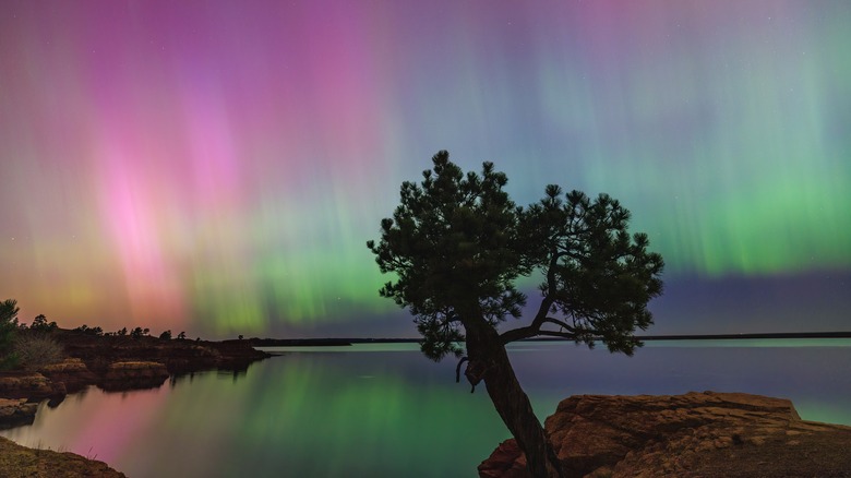 Aurora borealis over Glendo Reservoir