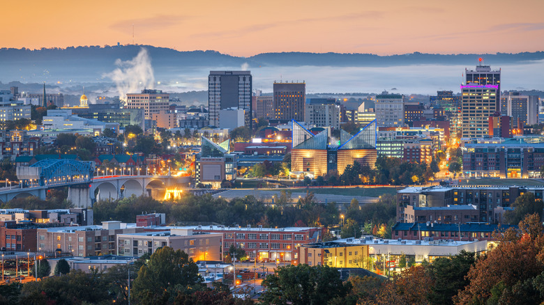 Chattanooga cityscape at dusk