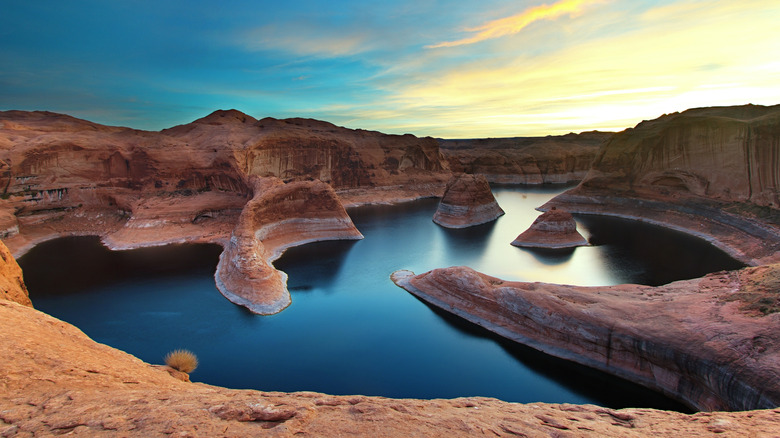 Red rock canyon filled with water at Lake Powell