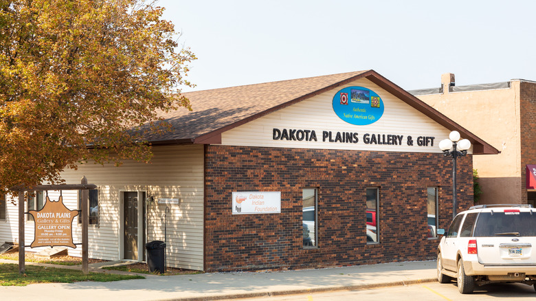 Outside view of Dakota Plains Gallery & Gifts