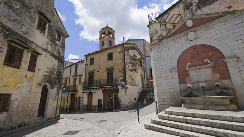 Dated buildings in Piana degli Albanesi