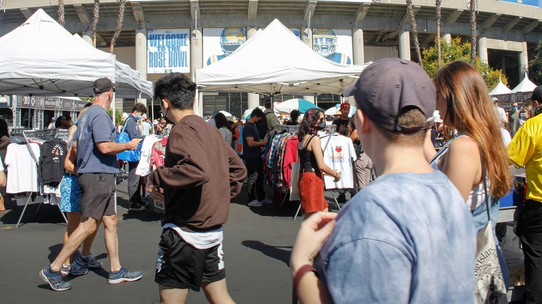 Entrance to the Rose Bowl flea market