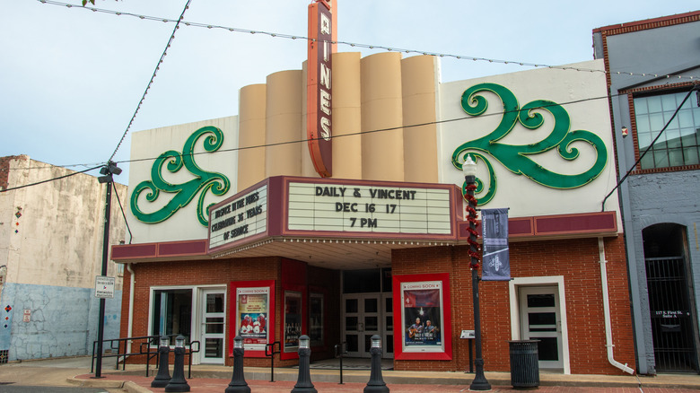 The Pines Theater, Lufkin, Texas