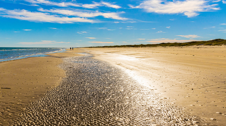 Malaquite Beach at low tide.