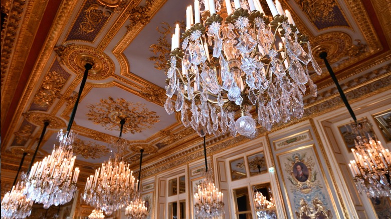 Chandeliers in Hotel de la Marine