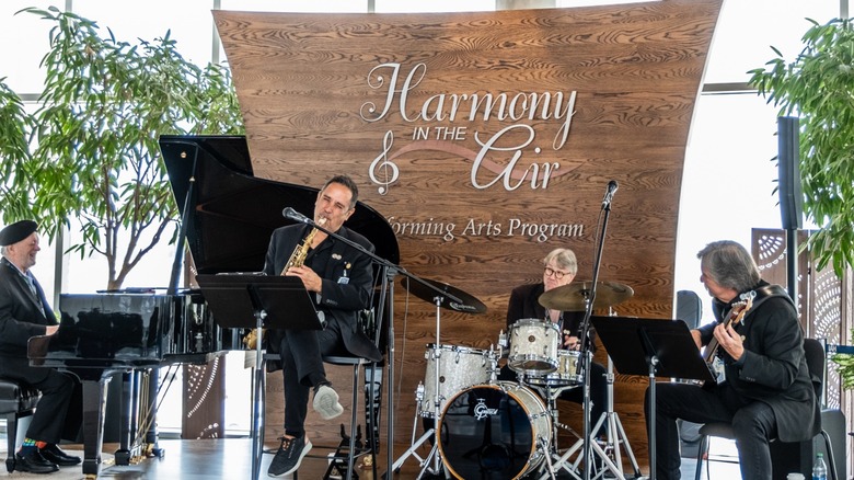 musicians inside Houston airport terminal