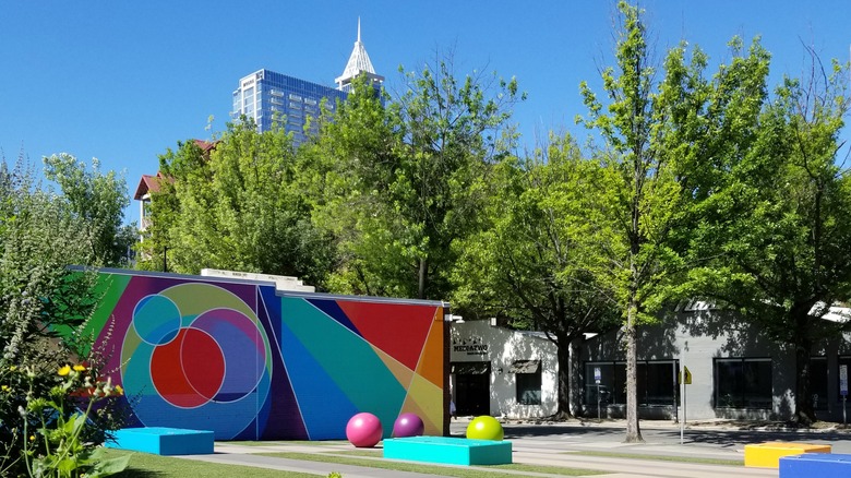 childrens museum mural sculpture