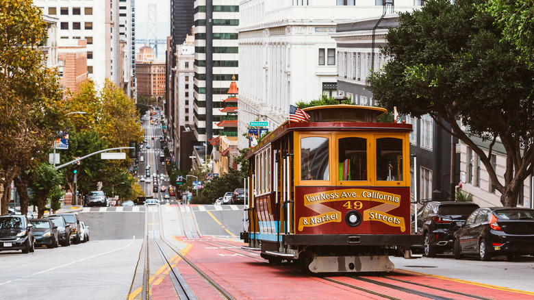 cable car in San Francisco