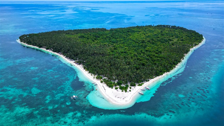 balabac heart island