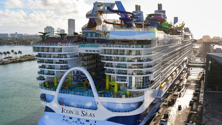 Icon of the Seas ship