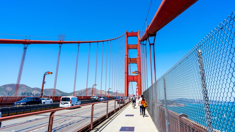 walking on the Golden Gate Bridge