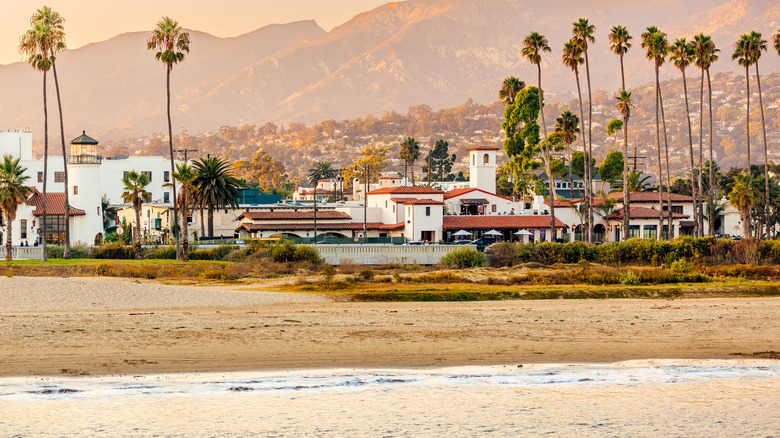 Beach, mountains, California, buildings