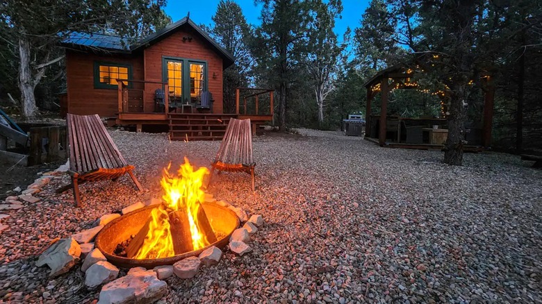 Utah cabin fire pit