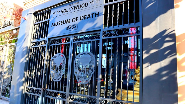 Museum of Death Hollywood gates