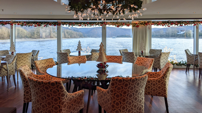 Christmas festivities on a Rhine river cruise