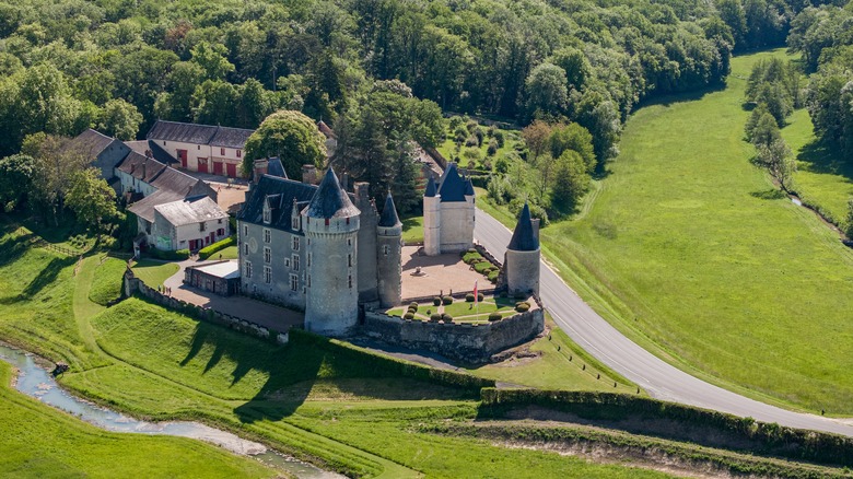 Aerial view, Château de Montpoupon