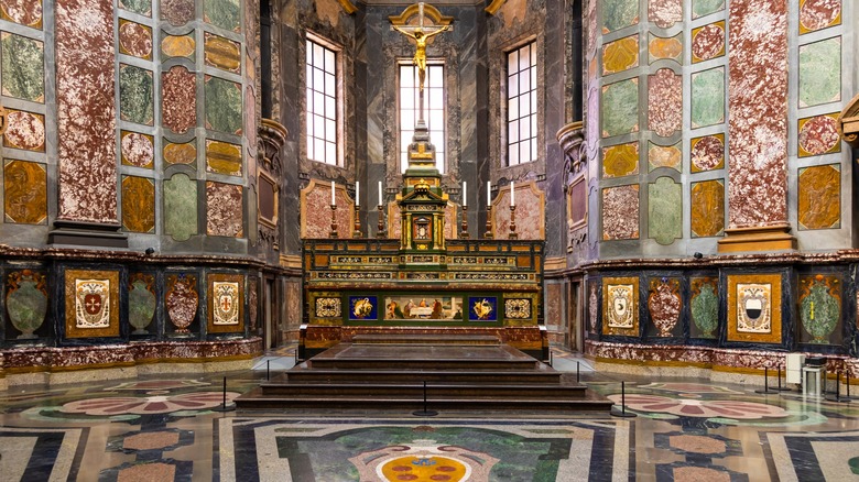 marble interior of Cappelle Medicee