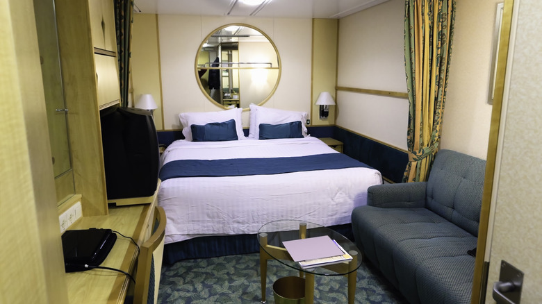 Inside room on a cruise ship