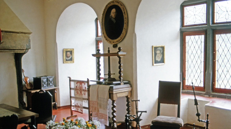 Room inside Eltz Castle