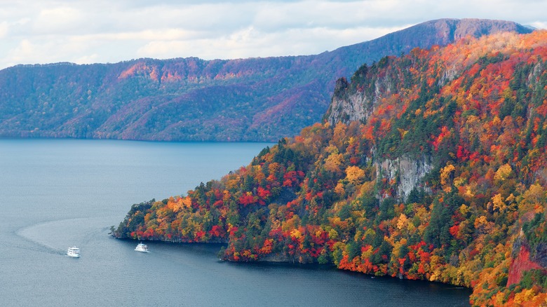 A lake and mountains