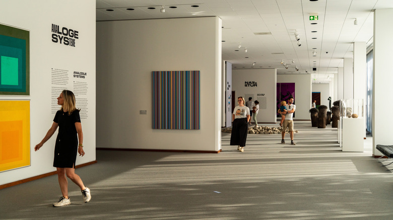 People viewing art in Neue Nationalgalerie