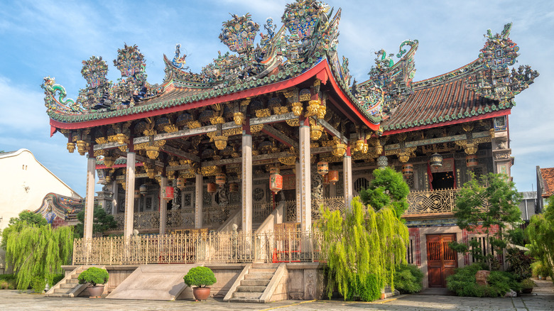 Khoo Kongsi Chinese temple in Georgetown, Penang.