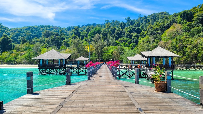 Bungalows at Gayana Marine Resort