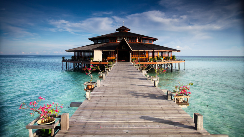 Lankayan Island Dive Resort hub