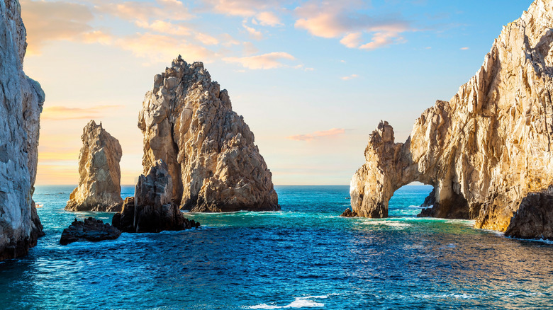 Famous arch of Cabo San Lucas, Mexico