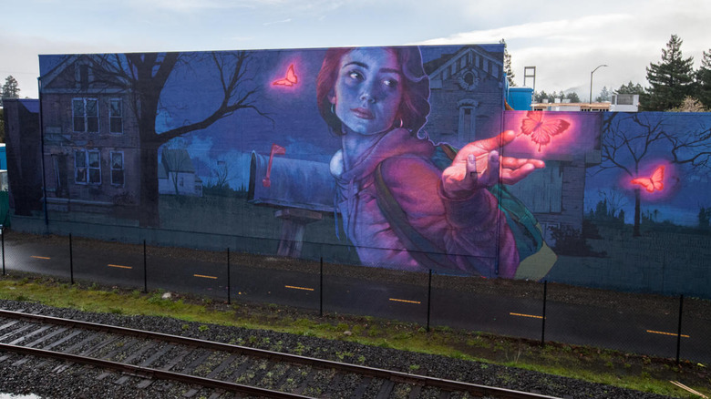 A Rail Arts District mural