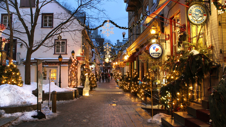 Québec City at night